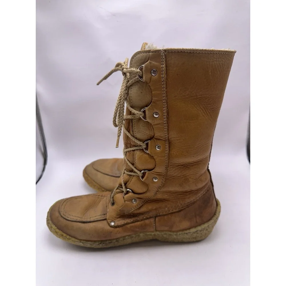 Cabelas 9119 Leather Mukluk Snow Boots Mens 10 Made in Canada Wool Crepe Sole